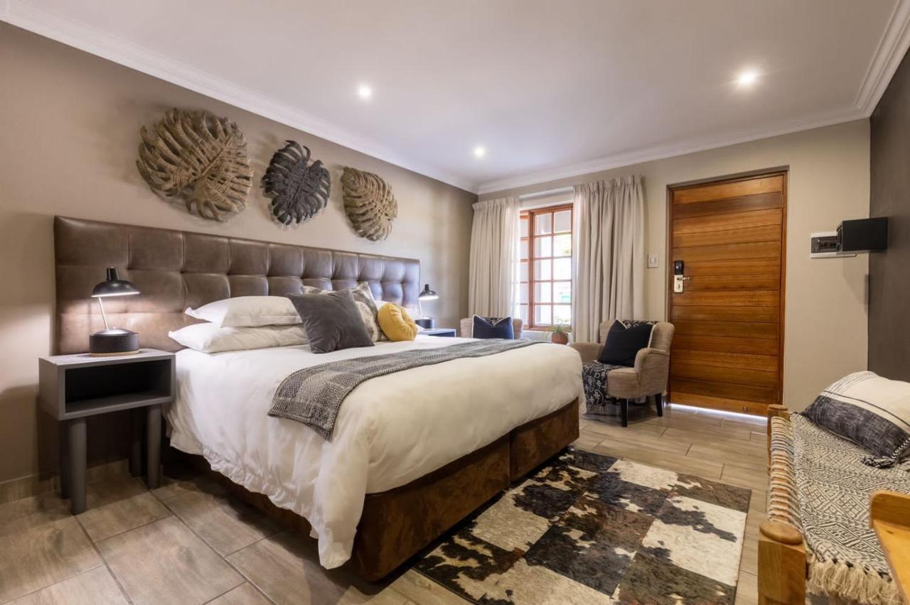 Lowveld Living Guesthouse Mbombela Exterior photo